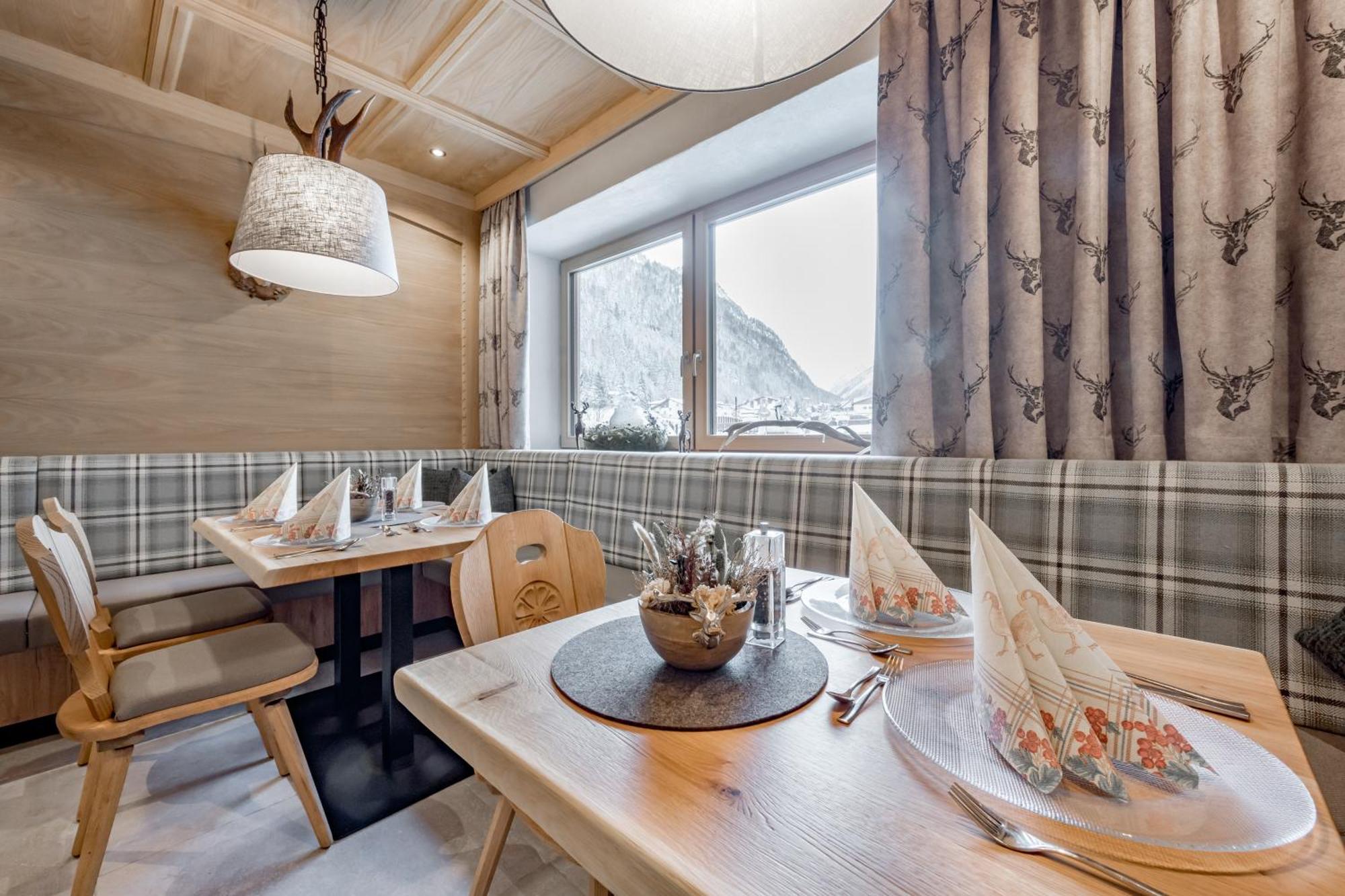 Hotel Jägerhof Kaunertal Exterior foto